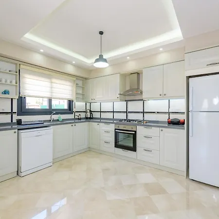 Villa Agron *